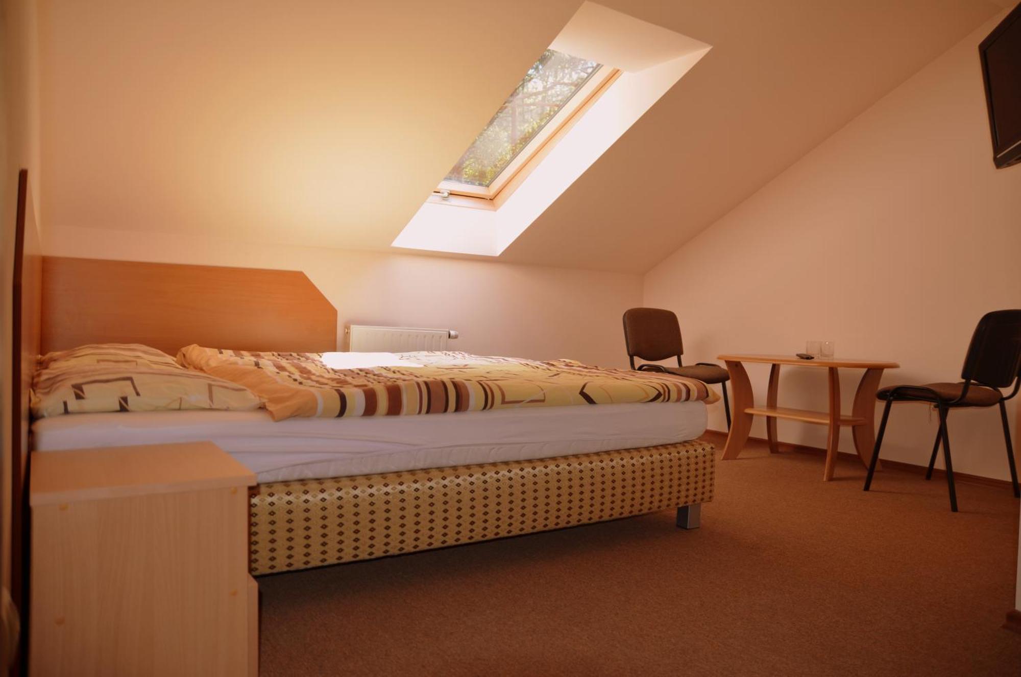 Lesny Zakatek Bed and Breakfast Smardzewice Eksteriør billede